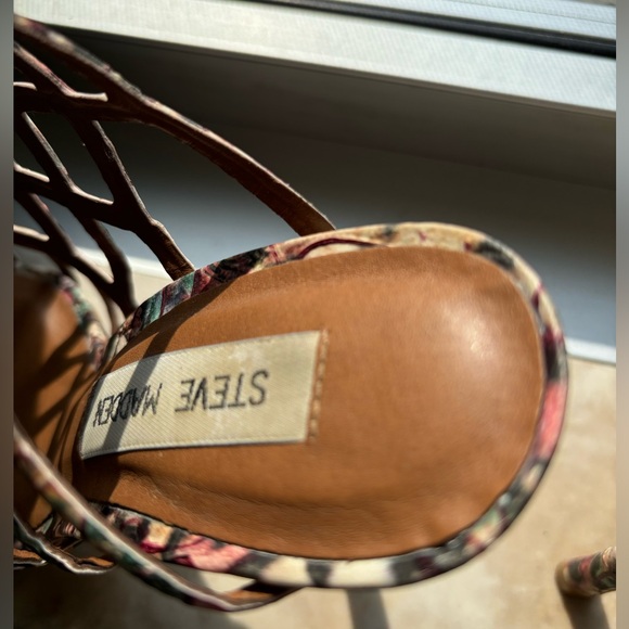 Steve Madden slithur caged heels, floral color multi print - Picture 2 of 4